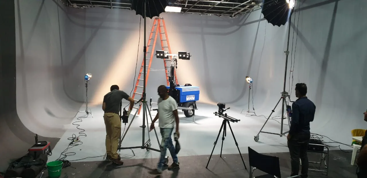 Bastidor de fotografia de produto em estúdio